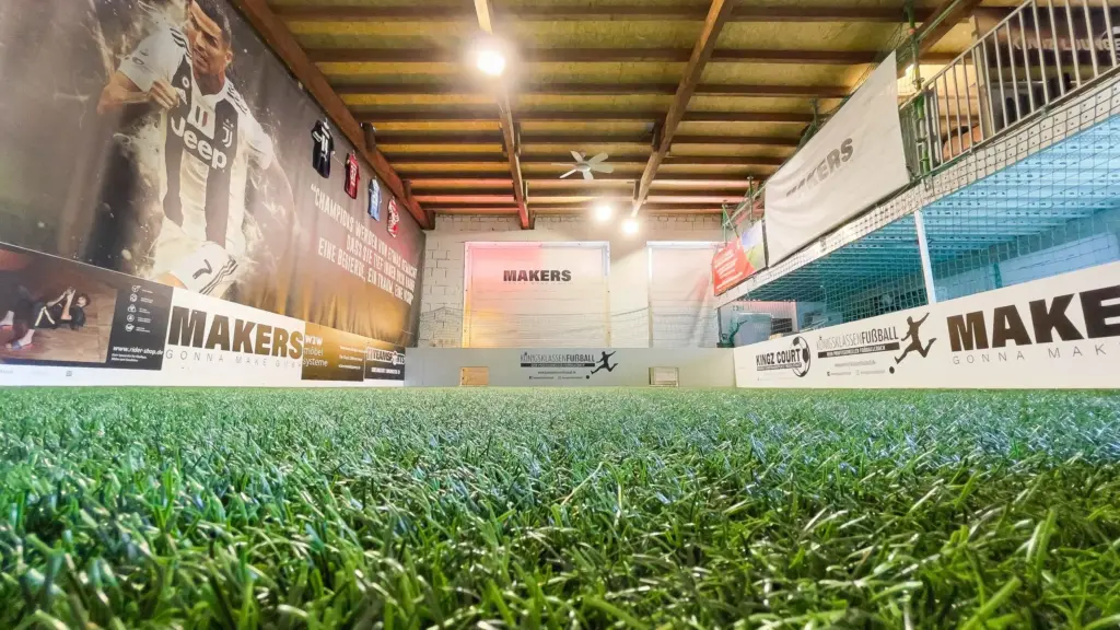 Kingz Court Ingolstadt – Indoor-Soccerhalle, Trainingsstandort von Königsklassenfußball