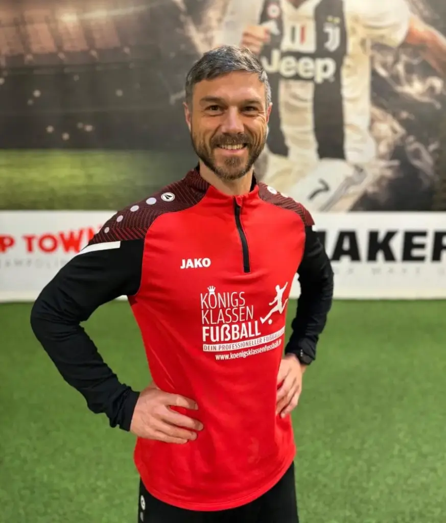 Tommy Wachs – Cheftrainer & Talententwickler bei Königsklassenfußball